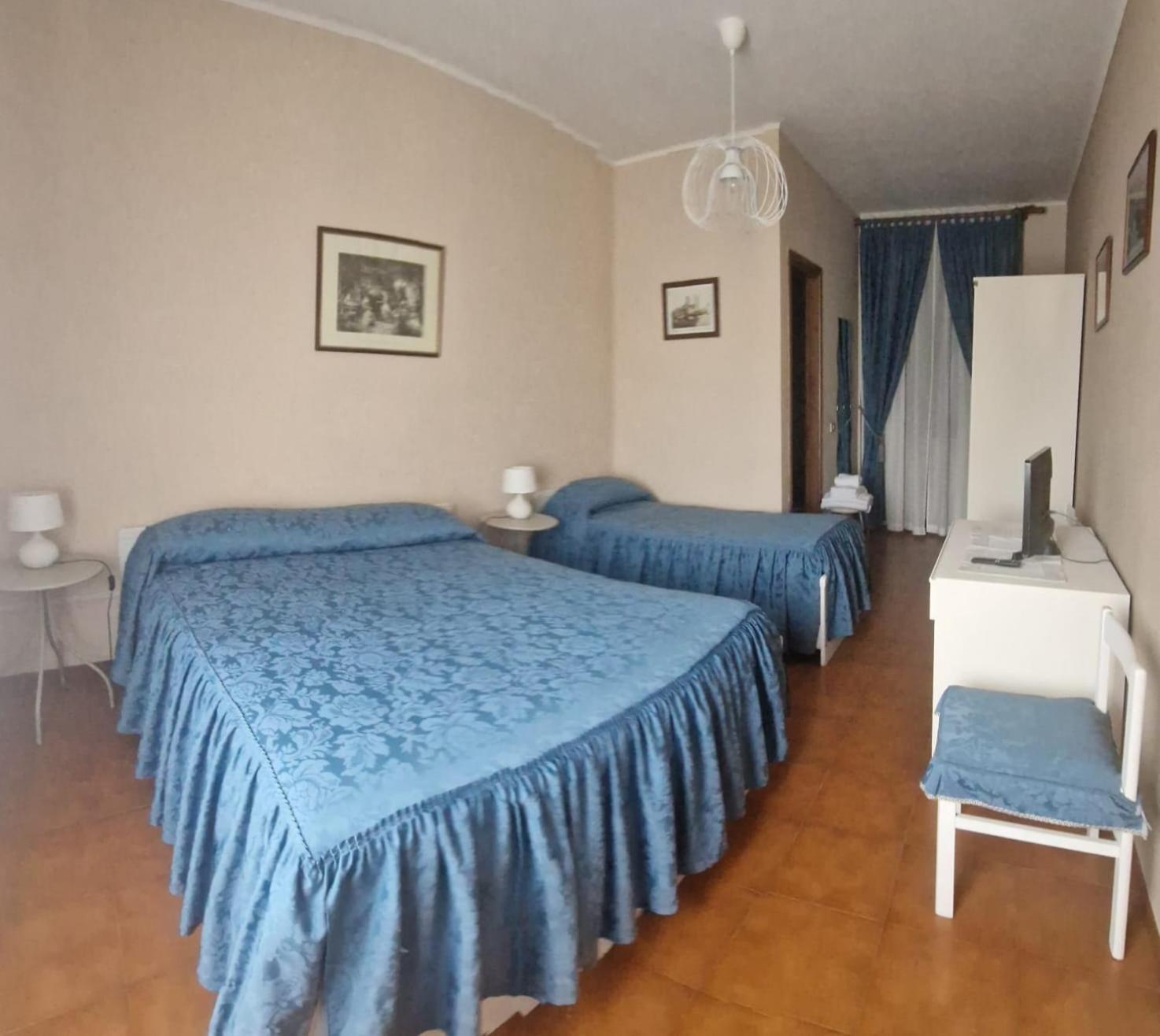 Albergo Ristorante Da Tunon Oviglio Bagian luar foto